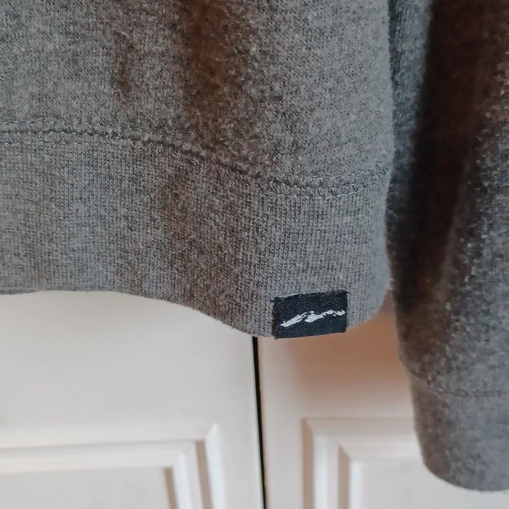 4/$15 - Women's Gray Stramboat, CO Hoodie. - Picture 3 of 5